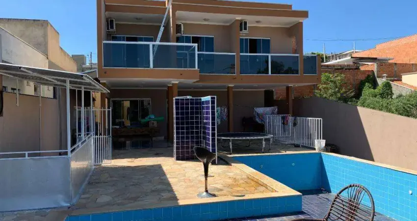 Casa à venda em Jaguariúna, Loteamento Primavera, com 3 quartos, com 230 m²