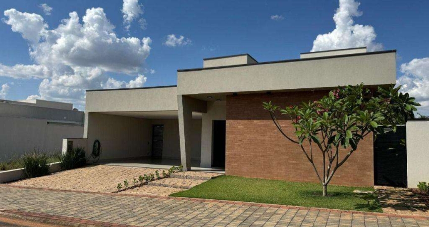 Casa à venda em Santo Antônio de Posse, Centro, com 3 quartos, com 200 m²