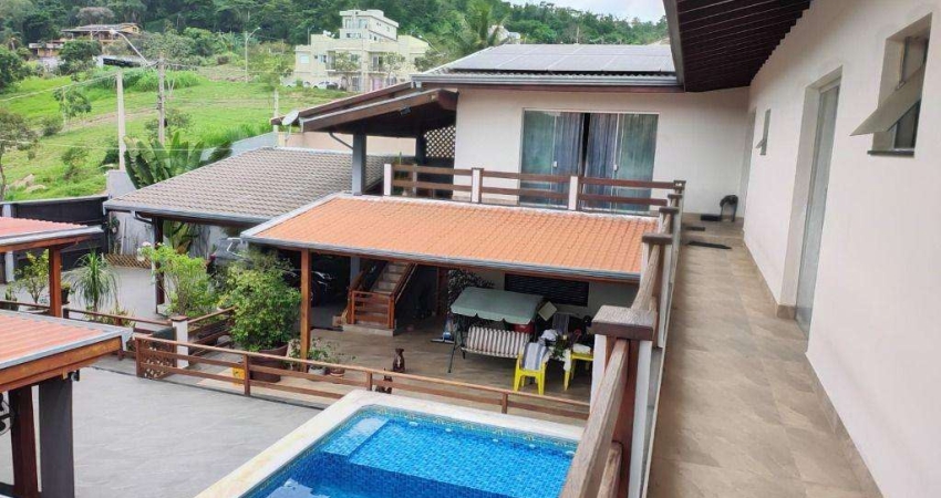 Casa à venda em Jaguariúna, Nova Jaguariúna III, com 5 quartos, com 400 m²