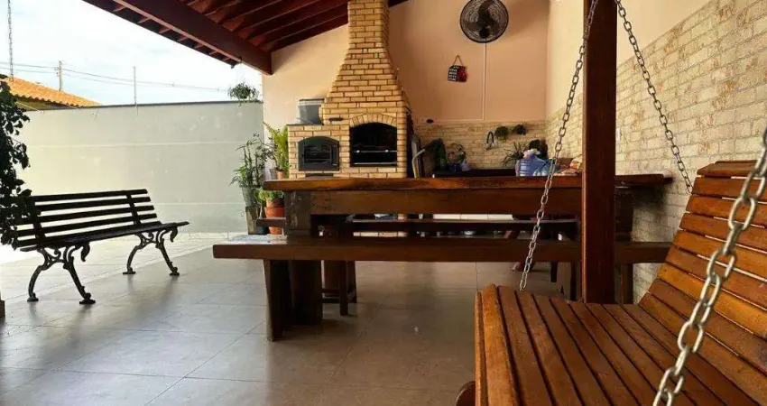 Casa à venda em Jaguariúna, Jardim Europa, com 4 quartos, com 237 m²