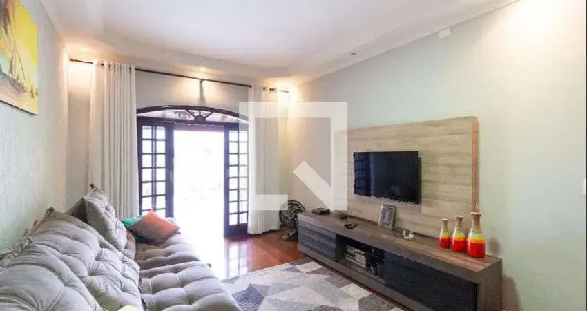 Casa com 3 quartos à venda na Rua Michael Kalinin, 78, Bela Vista, Osasco