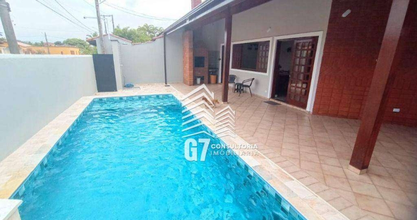 Casa com 5 dormitórios à venda, 228 m² por R$ 750.000,00 - Grandesp - Itanhaém/SP
