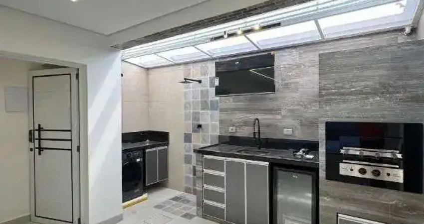 Triplex com 2 suítes - mobiliado e decorado em praia grande - guilhermina