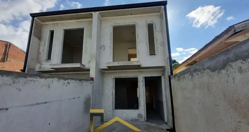 Casa à venda na Cidade Industrial, Curitiba-PR: 2 quartos, 1 sala, 2 banheiros, 1 vaga de garagem, 70m² de área.