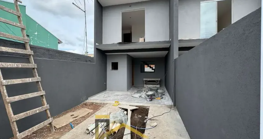 Casa com 3 quartos à venda na Rua Salim Salomão, Sítio Cercado, Curitiba