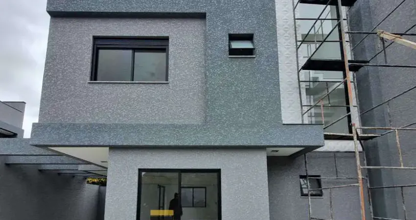 Imperdível oportunidade: casa em condomínio à venda em curitiba-pr, no bairro uberaba, com 3 quartos, 1 suíte, 3 salas, 1 banheiro, 2 vagas de garagem e 120,00 m² de área.