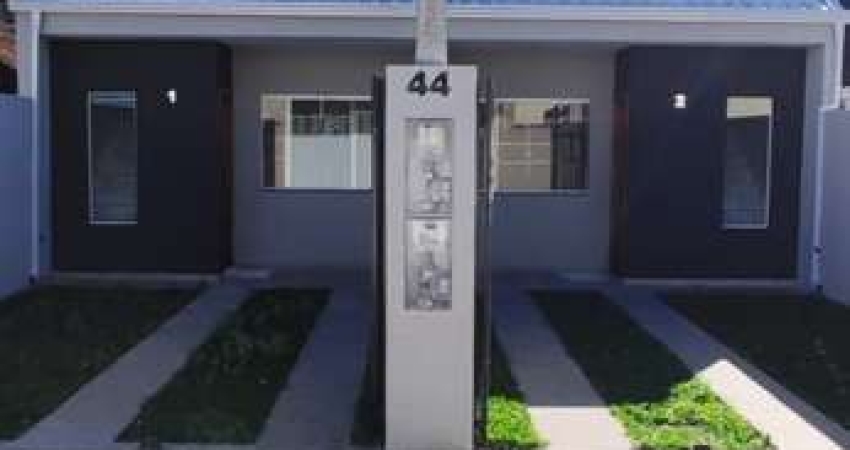 Imperdível oportunidade: Casa à venda em Curitiba-PR, Cidade Industrial, 2 quartos, 1 sala, 2 banheiros, 1 vaga de garagem, 64m²