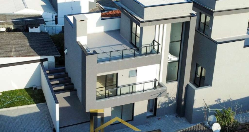 Casa em Condomínio em Curitiba-PR, Bairro Uberaba: 3 quartos, 1 suíte, 3 salas, 1 banheiro, 2 vagas de garagem - 120 m².