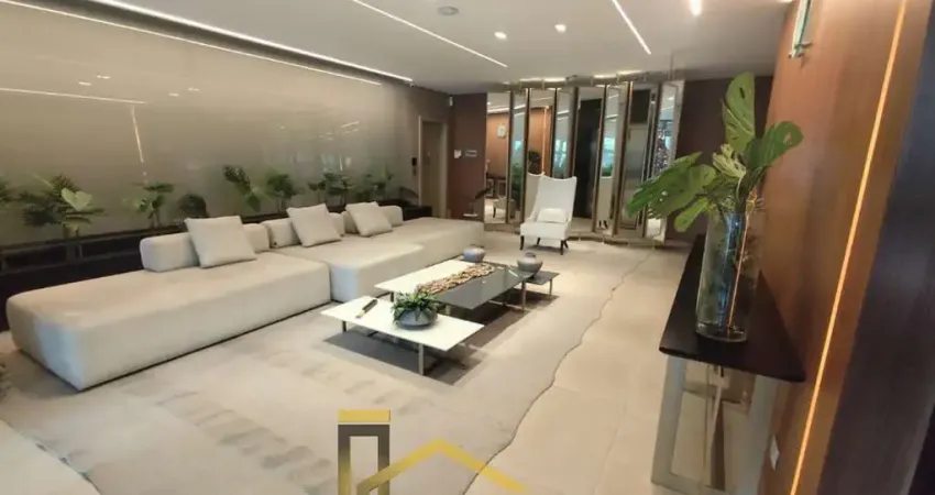 Apartamento de Alto Padrão no Centro de Curitiba-PR: 2 Quartos, 2 Suítes, 2 Salas, 3 Banheiros, 2 Vagas de Garagem, 164m² de Área. Venha Conferir!