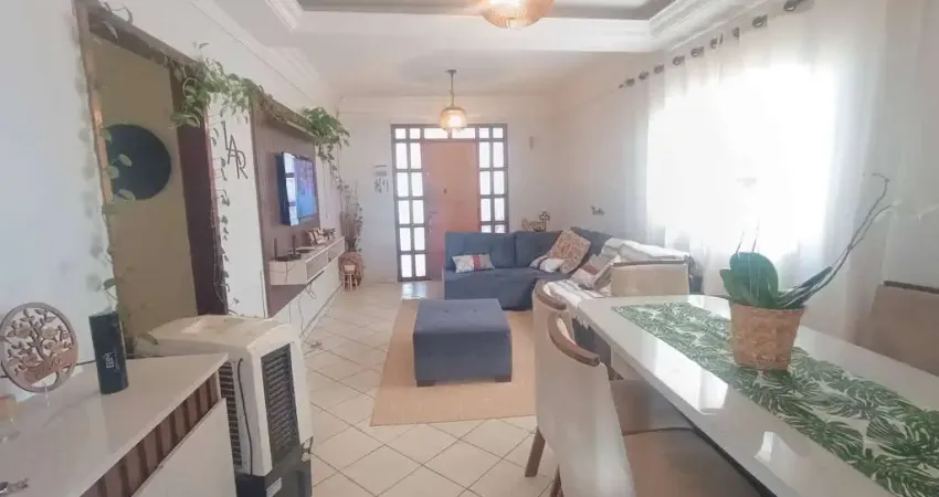 Casa com 4 quartos à venda na Rua Antônio Laureano de Souza, Vila Luciana, Goiânia
