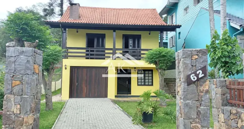 Casa com dois quartos e sala com lareira à venda em Nova Petrópolis na Serra Gaúcha