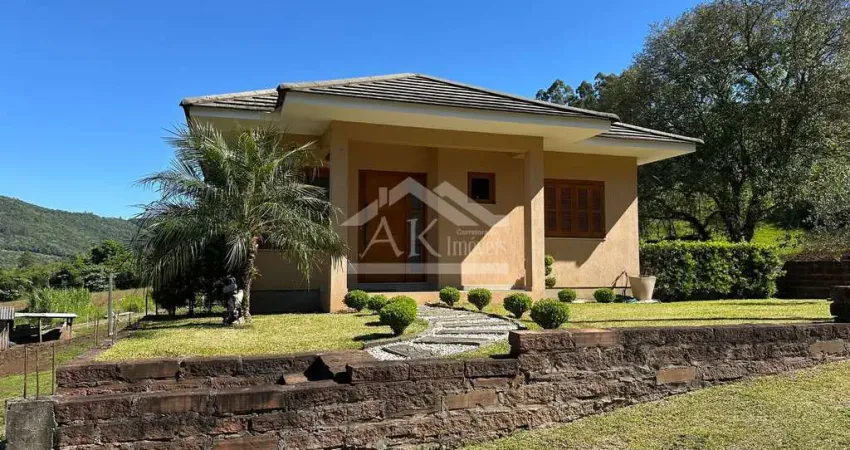 Casa com dois quartos e com uma bela vista à venda em picada café na serra gaúcha