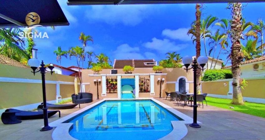 Casa com 4 dormitórios à venda, 380 m² por R$ 3.700.000,00 - Jardim Acapulco - Guarujá/SP