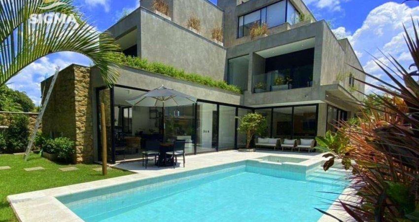 Casa nova de alto padrão na Riviera de São Lourenço com 7 suítes - Lazer e 6 vagas de garagem.
