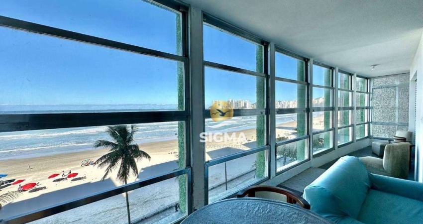 FRENTE MAR - Apartamento com 5 quartos sendo 3 suítes à venda na Praia das Pitangueiras - Guarujá/SP.