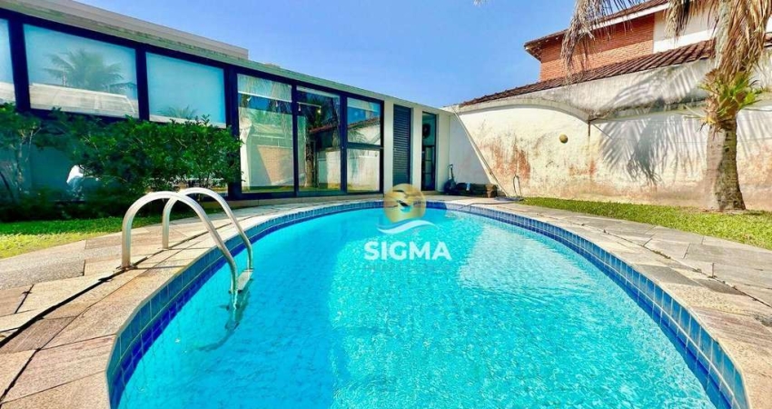 Casa com 4 dormitórios à venda, 240 m² por R$ 1.800.000,00 - Jardim Acapulco - Guarujá/SP
