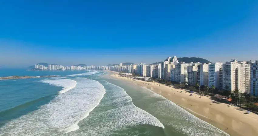 FRENTE MAR - Apartamento à venda com 4 quartos sendo 3 suítes - 2 vagas - Pitangueiras - Guarujá/SP.