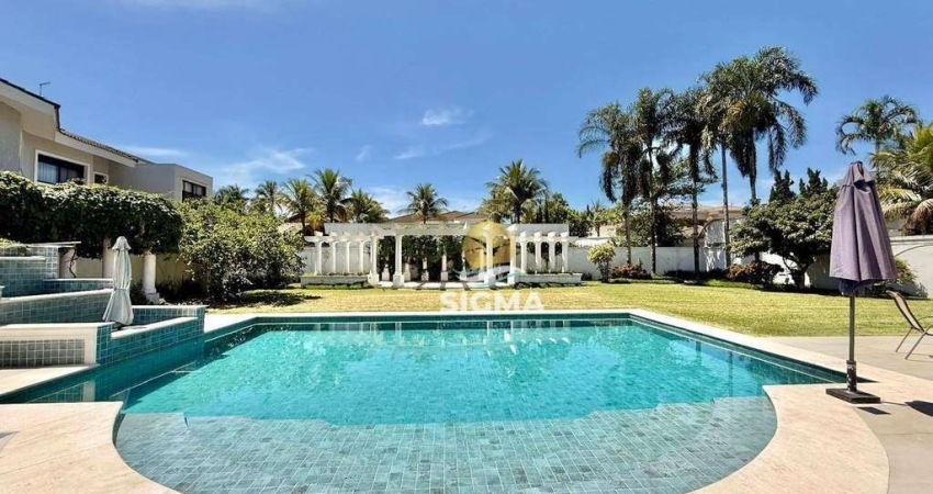 Casa com 6 Suítes à venda no Condomínio Jardim Acapulco - Guarujá/SP.