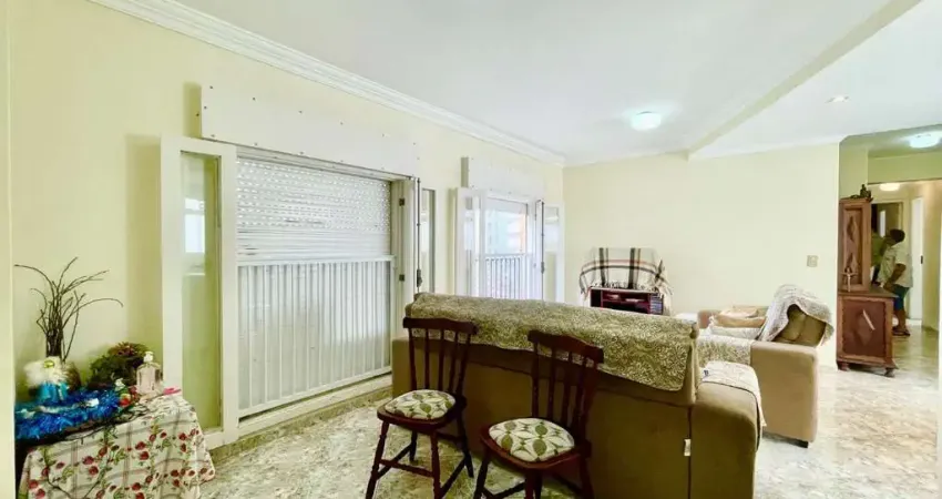 Apartamento com 3 dormitórios Sendo 1 suíte  à venda, 109 m² por R$ 650.000 - Pitangueiras - Guarujá/SP