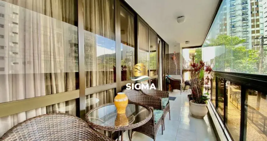 Apartamento com 5 dormitórios sendo 1 suíte à venda, 216 m² por R$ 750.000 - Pitangueiras - Guarujá/SP.