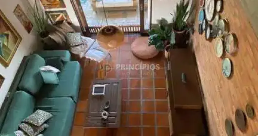 Casa com 4 quartos à venda na Avenida Prefeito Cirino Adolfo Cabral, Meia Praia, Navegantes