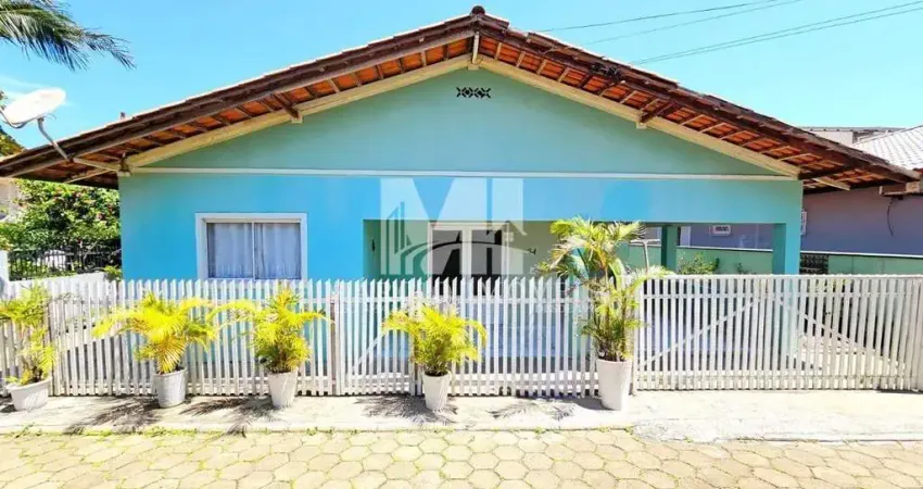 Casa à apenas 250 Metros da Praia do Tabuleiro - Barra Velha/SC