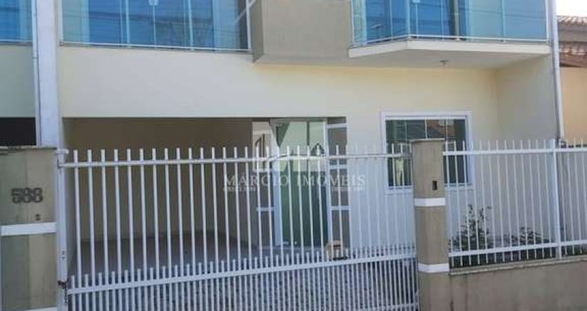 SOBRADO COM LINDO ACABAMENTO PARA LOCAÇÃO ANUAL