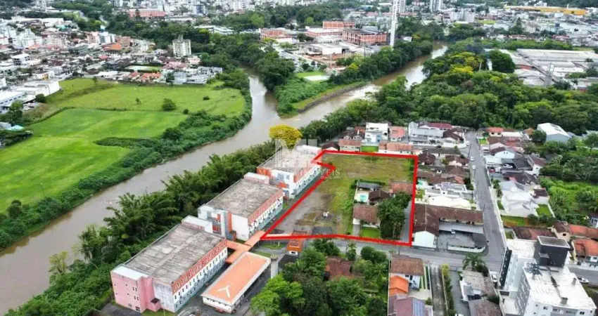 Terreno à venda na Vila Lalau, Jaraguá do Sul 