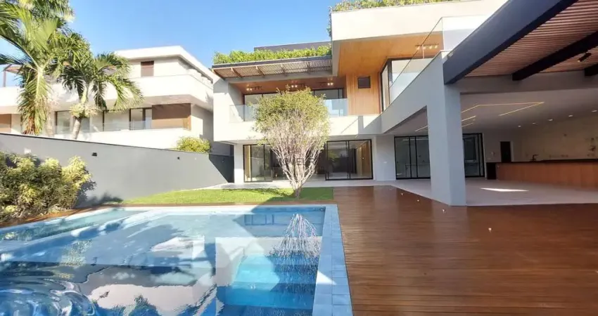 Mansão Moderna no Santa Mônica Jardins – 6 Suítes, Subsolo, Piscina e Alto Luxo na Barra da Tijuca