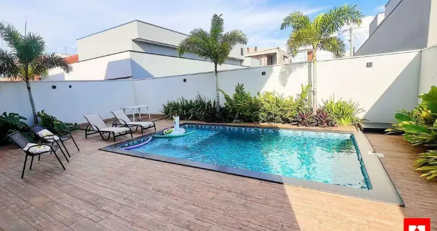 Casa à venda no Residencial Jardim Firenze em Santa Bárbara d'Oeste com 3 suítes e 4 vagas de garagem