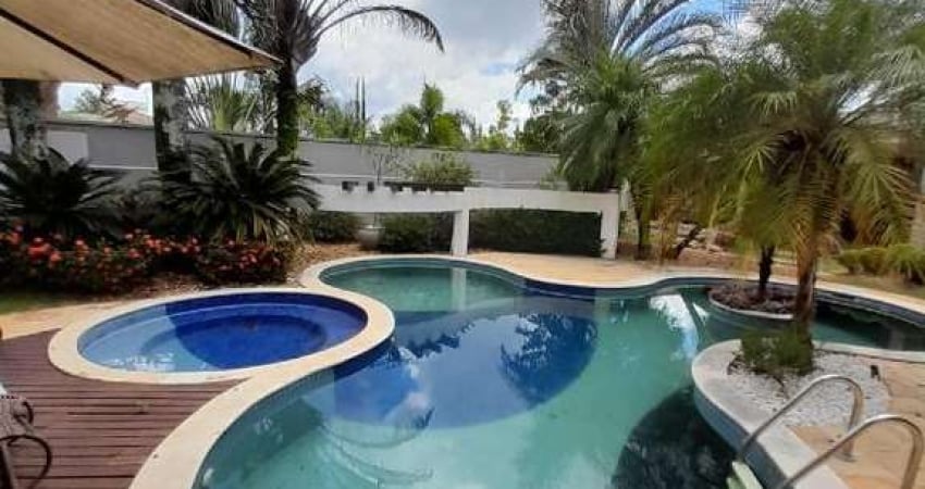 Casa à venda no Condomínio Residencial Altos da Represa com 4 quartos (3 suítes) e 4 vagas de garagem