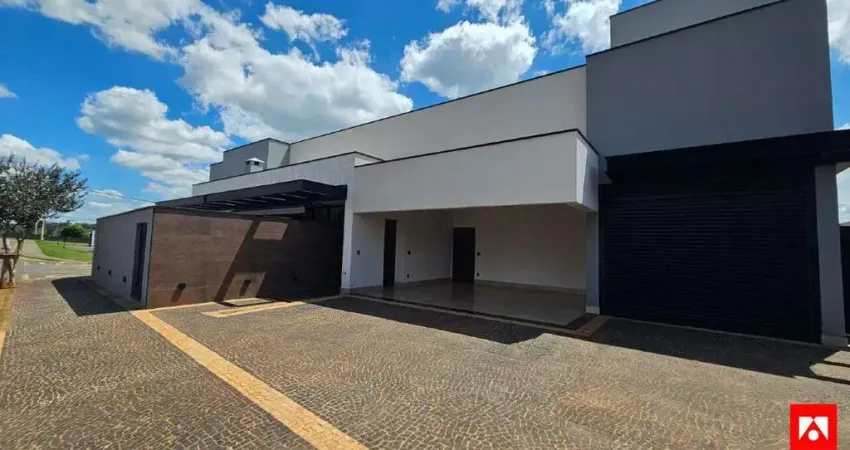 Casa Alto Padrão à Venda no Residencial Jardim Firenze em Santa Bárbara d'Oeste com 2 suítes e 4 vagas de garagem