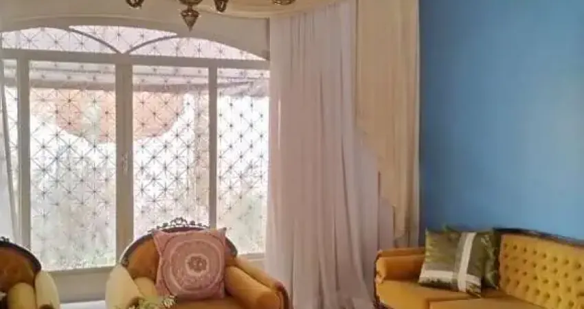 Casa à Venda no Jardim Panambi, Santa Bárbara d'Oeste com 3 quartos (2 suítes) e 6 vagas de garagem.