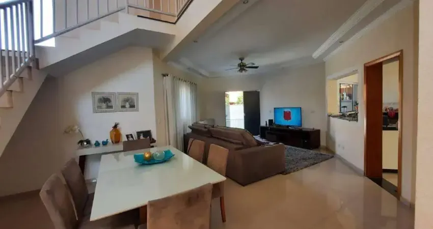 Casa à Venda no Jardim Mariana em Santa Bárbara d'Oeste com 3 quartos (1 suíte) e 4 vagas de garagem.