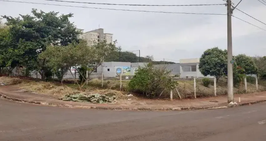 Terreno comercial à venda no Dona Margarida em Santa Bárbara d'Oeste com 1698 m².