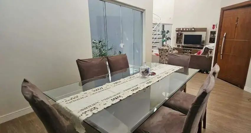 Casa Ampla à Venda no Jardim Flamboyant – Conforto, Sofisticação e Localização Privilegiada!