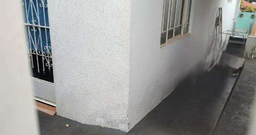 Casa à venda na Vila Santa Cruz em Santa Bárbara d'Oeste com 2 quartos e 2 vagas de garagem