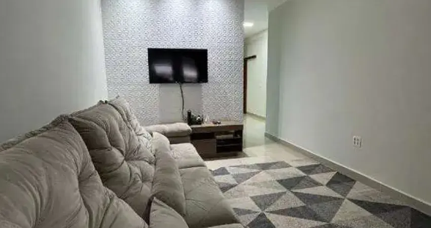 Casa ampla à venda no Parque Novo Mundo, em Americana com 3 quartos, sendo 1 banheiro social e 3 vagas de garagem
