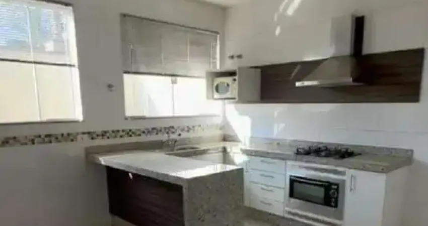 Casa à venda no Residencial Horto Florestal Jacyra I em Americana com 3 quartos (3 suítes) e 4 vagas de garagem