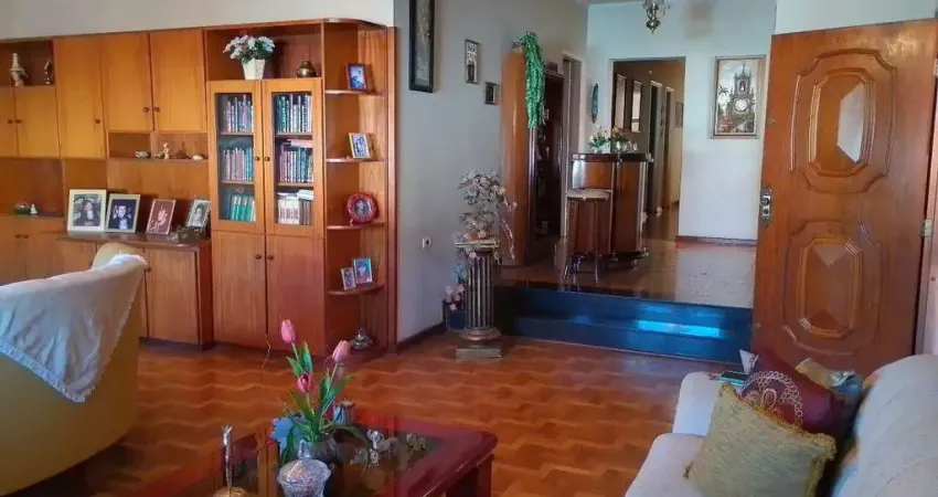 Casa para locação na Chácara Machadinho em Americana.