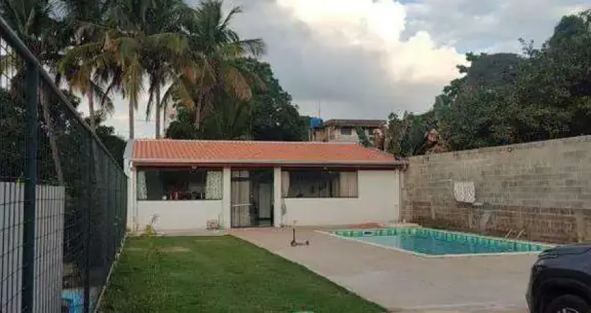 Chácara à Venda no Chácaras de Recreio Cruzeiro do Sul com 1 quarto (1 suíte) e 10 vagas de garagem