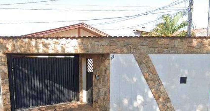 Casa à venda na Vila Grego II em Santa Bárbara d'Oeste com 3 quartos (1 suíte) e 2 vagas de garagem