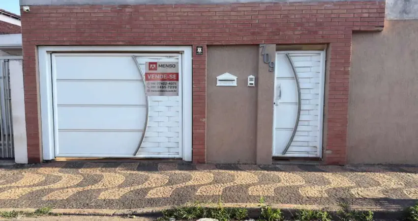 Casa à venda no centro em santa bárbara d'oeste com 3 quartos e 2 vagas de garagem