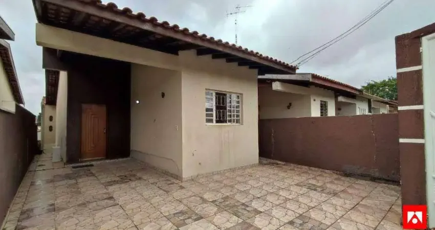 Casa à venda na vila biasi em americana com 3 quartos (1 suíte) e 2 vagas de garagem