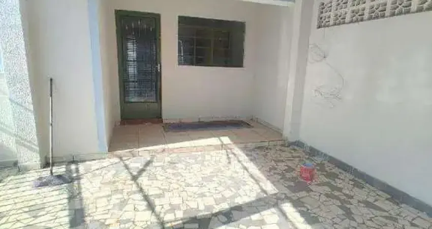 Casa para locação no santa rita de cassia 3 quartos e 2 vagas de garagem.