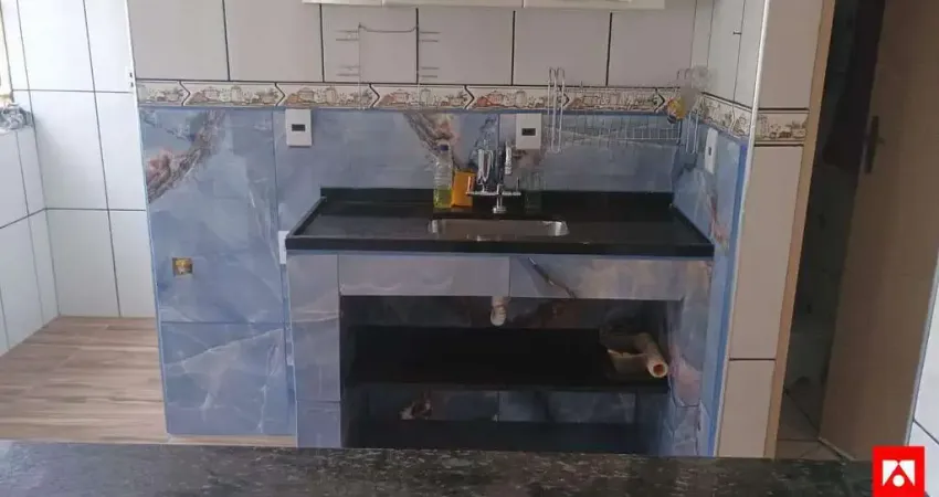 Apartamento à venda no conjunto habitacional roberto romano em santa bárbara d'oeste com 2 quartos e 1 vaga de garagem