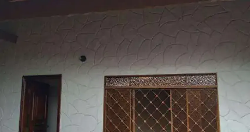 Casa à venda com 2 quartos (1 suíte) e 4 vagas no Jardim Batagim em Santa Bárbara d'Oeste