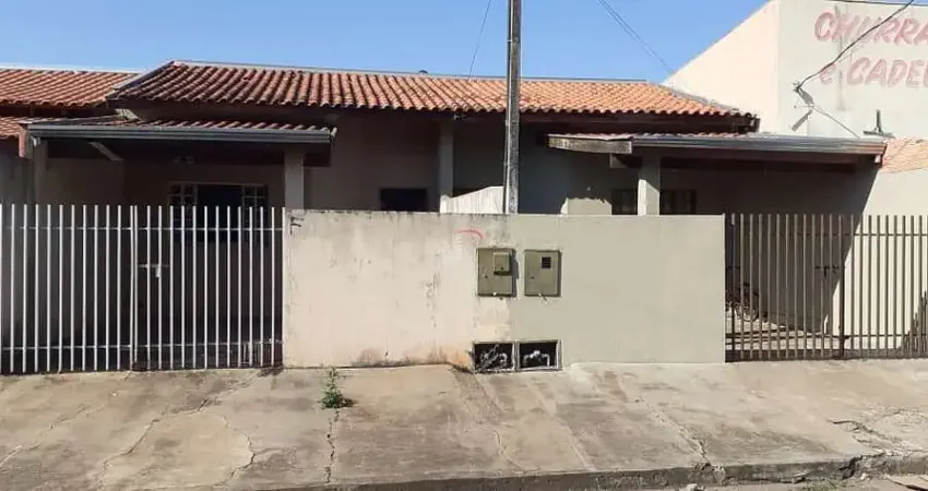 Casa à venda por R$ 220.000,00 -  Centro, Jataizinho, PR