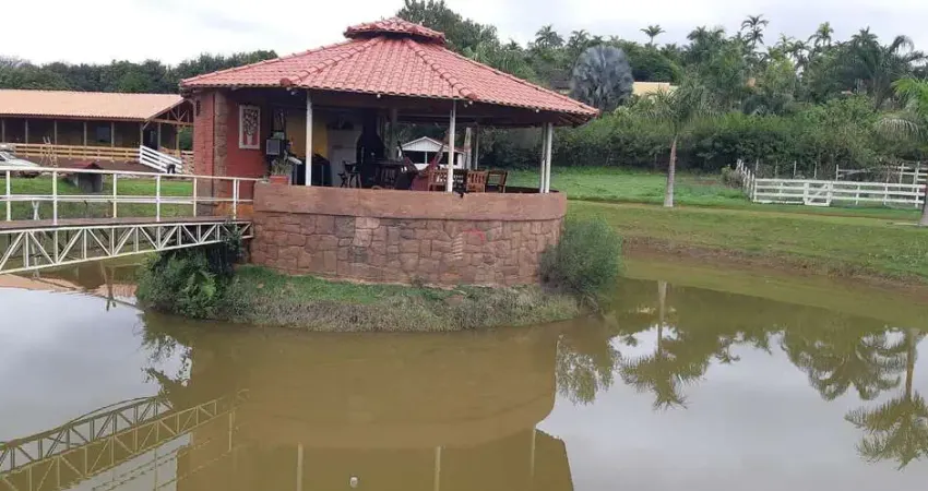 Condomínio de Chácaras Itaúna -  Chácara à venda por R$ 1000.000,00 -  Limoeiro, Londrina - PR