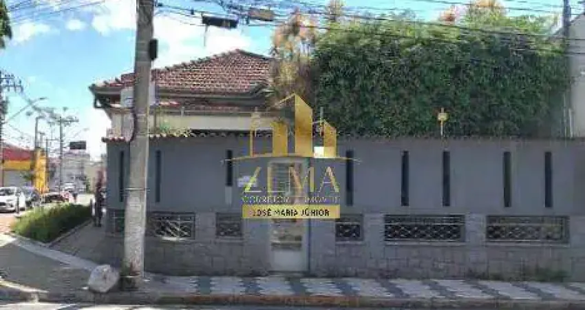 Casa comercial em esquina, 265 m2, construção 160 m2, 05 salas, 05 vagas